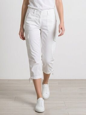 H&M Women's White Casual Capris | Size 6